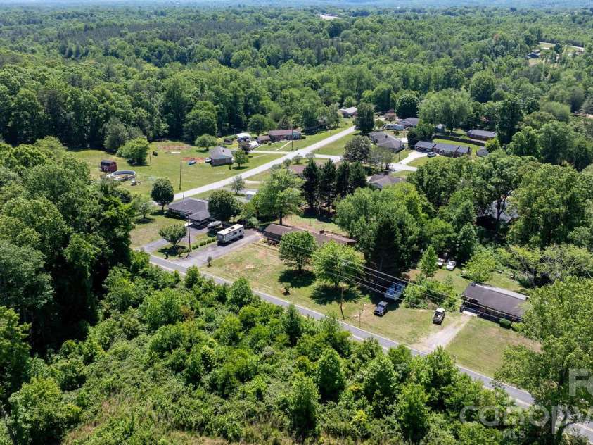 1328 Amherst Road, Morganton, NC 28655.  MLS# CAR4379932, YatesRealty ID 23663. 