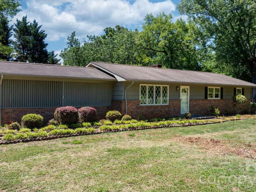 1328 Amherst Road, Morganton, NC 28655.  MLS# CAR4379932, YatesRealty ID 23663. 