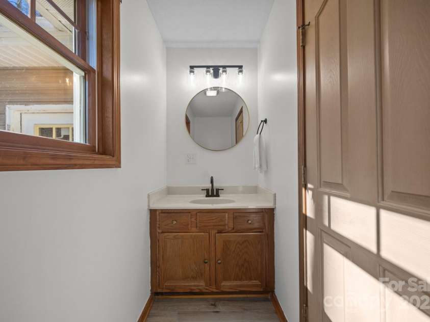 390 Hollow Wood Lane, Tryon, NC 28782.  MLS# CAR4185566, YatesRealty ID 23663. 