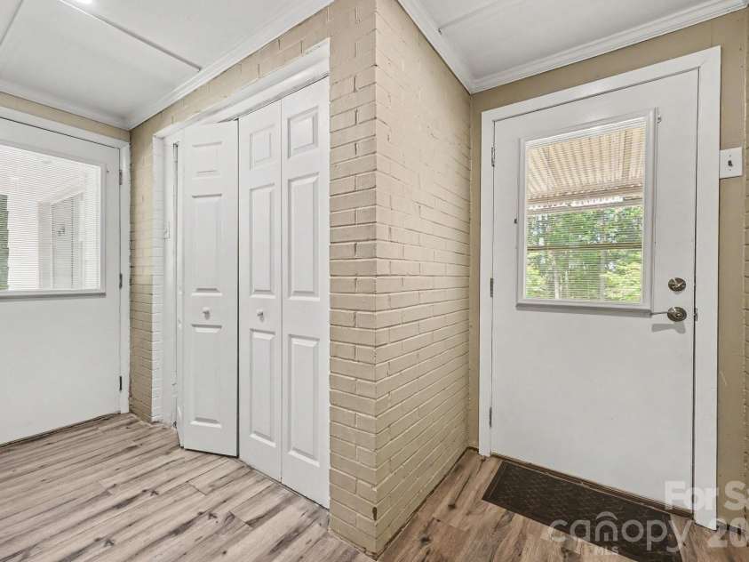 1210 Edgedale Drive, Salisbury, NC 28144.  MLS# CAR4383729, YatesRealty ID 23665. 