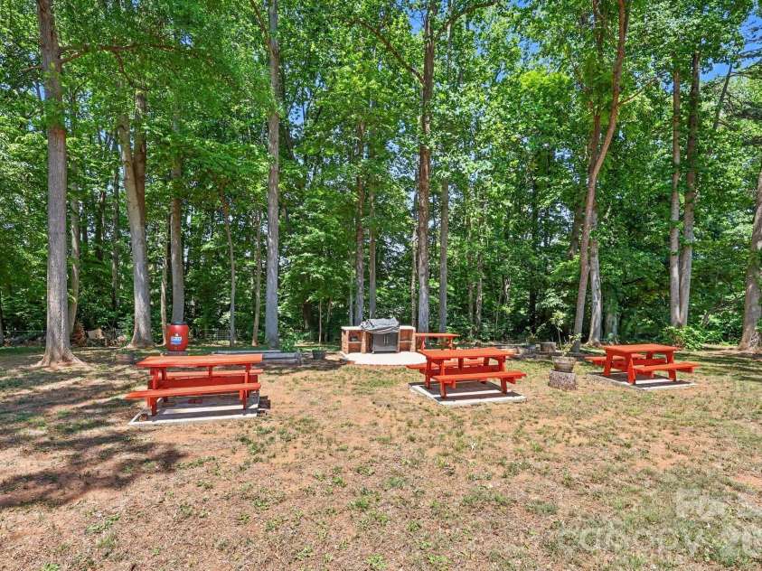 1210 Edgedale Drive, Salisbury, NC 28144.  MLS# CAR4383729, YatesRealty ID 23665. 