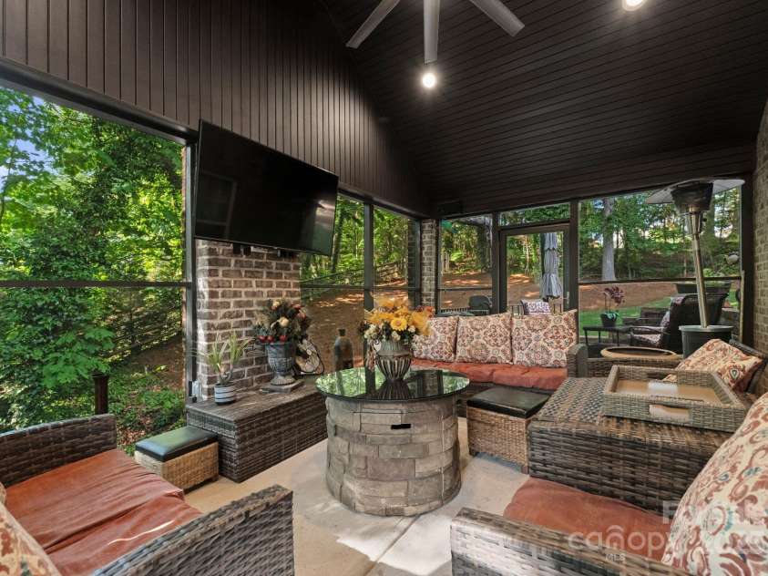 171 Secretariat Drive, Mooresville, NC 28117.  MLS# CAR4260568, YatesRealty ID 23667. 