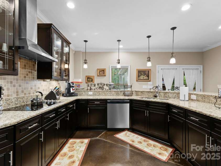 171 Secretariat Drive, Mooresville, NC 28117.  MLS# CAR4260568, YatesRealty ID 23667. 