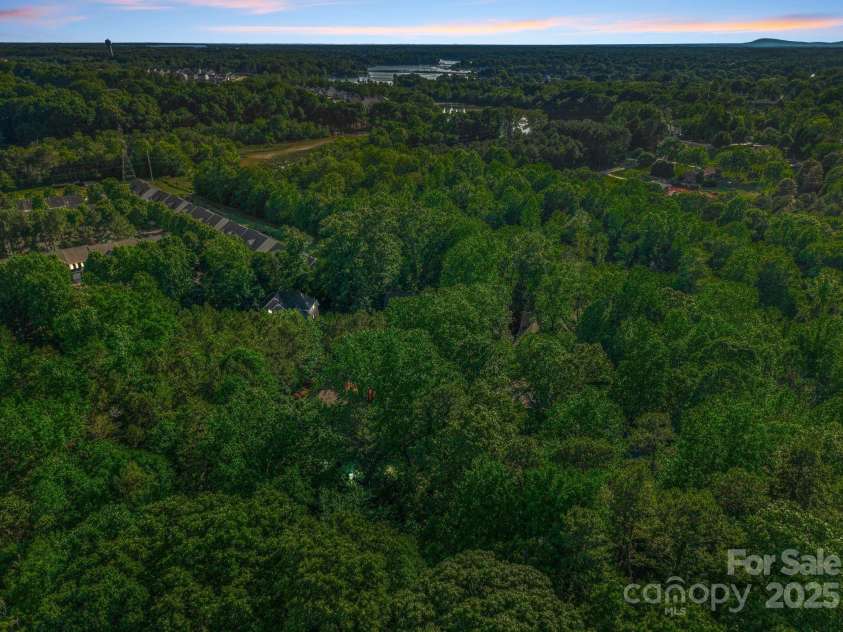 171 Secretariat Drive, Mooresville, NC 28117.  MLS# CAR4260568, YatesRealty ID 23667. 