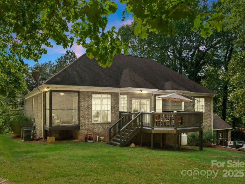 171 Secretariat Drive, Mooresville, NC 28117.  MLS# CAR4260568, YatesRealty ID 23667. 