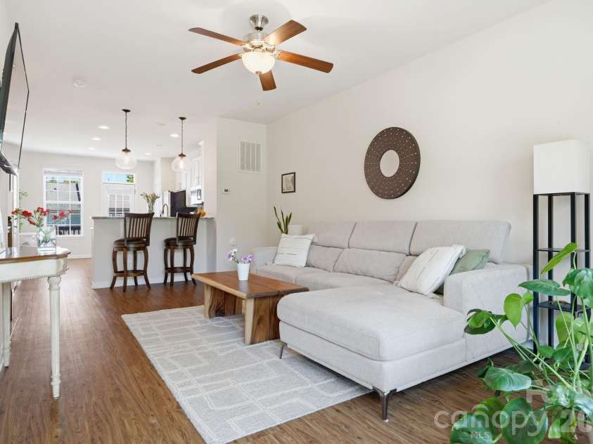19721 Playwrights Way, Cornelius, NC 28031.  MLS# CAR4382336, YatesRealty ID 23667. 