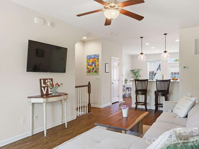 19721 Playwrights Way, Cornelius, NC 28031.  MLS# CAR4382336, YatesRealty ID 23667. 