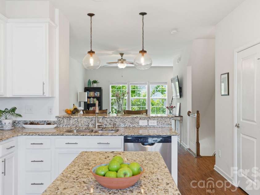 19721 Playwrights Way, Cornelius, NC 28031.  MLS# CAR4382336, YatesRealty ID 23667. 