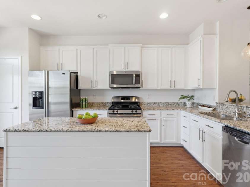 19721 Playwrights Way, Cornelius, NC 28031.  MLS# CAR4382336, YatesRealty ID 23667. 