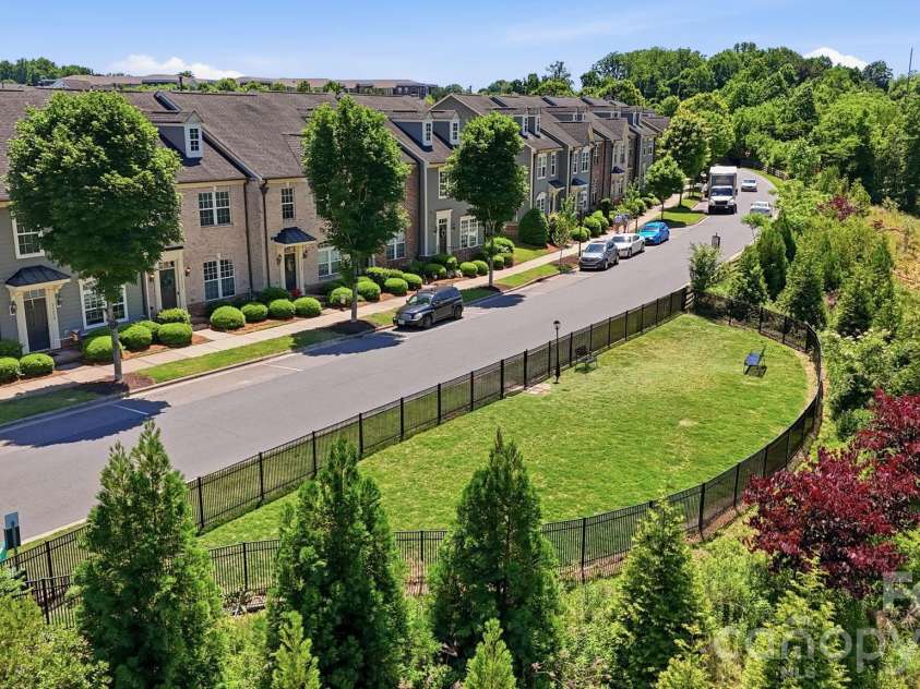 19721 Playwrights Way, Cornelius, NC 28031.  MLS# CAR4382336, YatesRealty ID 23667. 