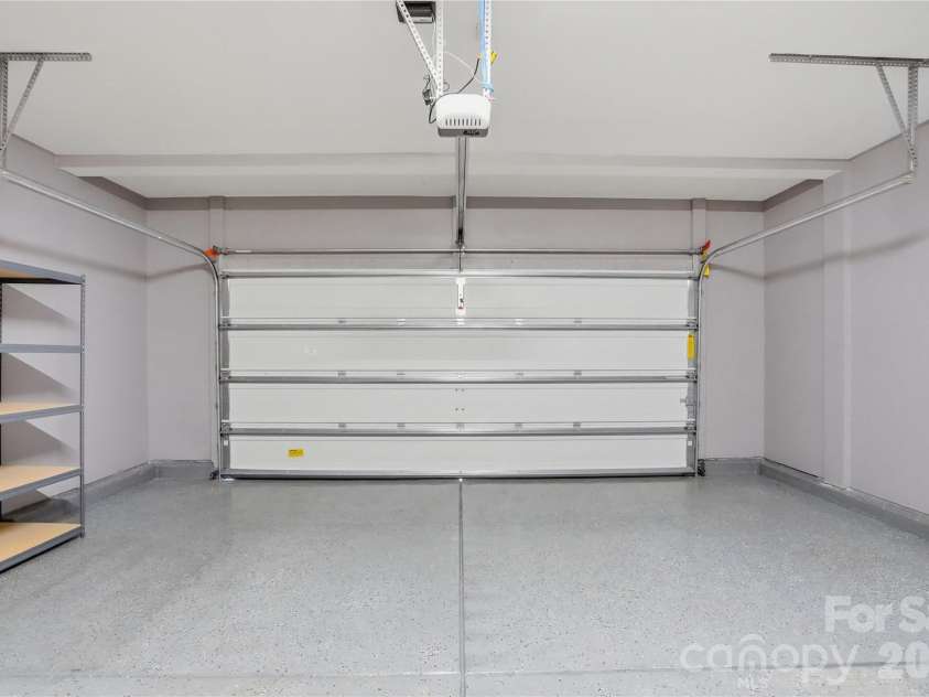 13714 Canterbury Castle Drive, Charlotte, NC 28273.  MLS# CAR4381185, YatesRealty ID 23668. 