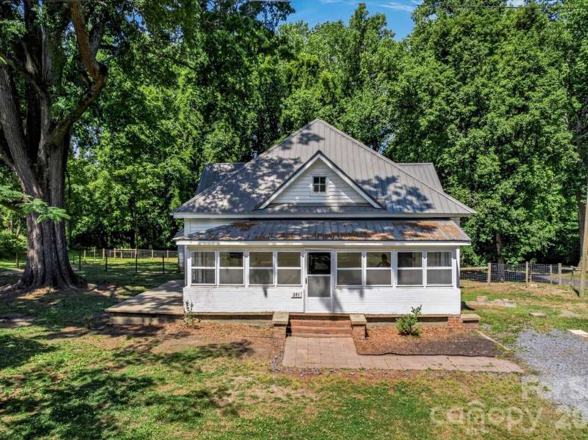 241 Dover Street, Star, NC 27356.  MLS# CAR4381841, YatesRealty ID 23669. 