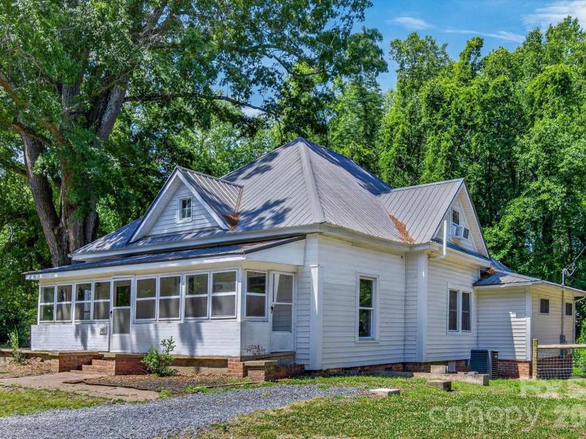 241 Dover Street, Star, NC 27356.  MLS# CAR4381841, YatesRealty ID 23669. 