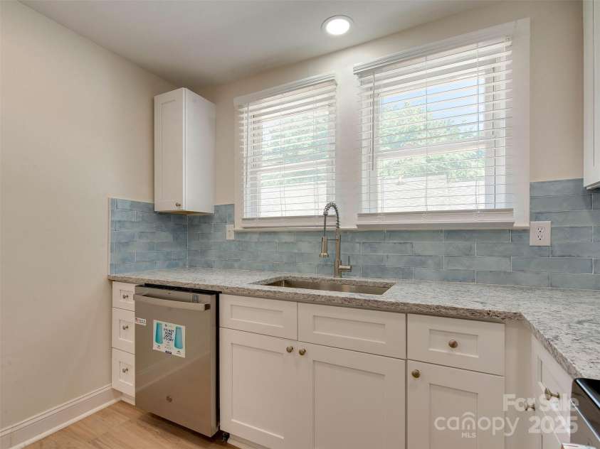 2414 Lane Street, Kannapolis, NC 28083.  MLS# CAR4274628, YatesRealty ID 23669. 