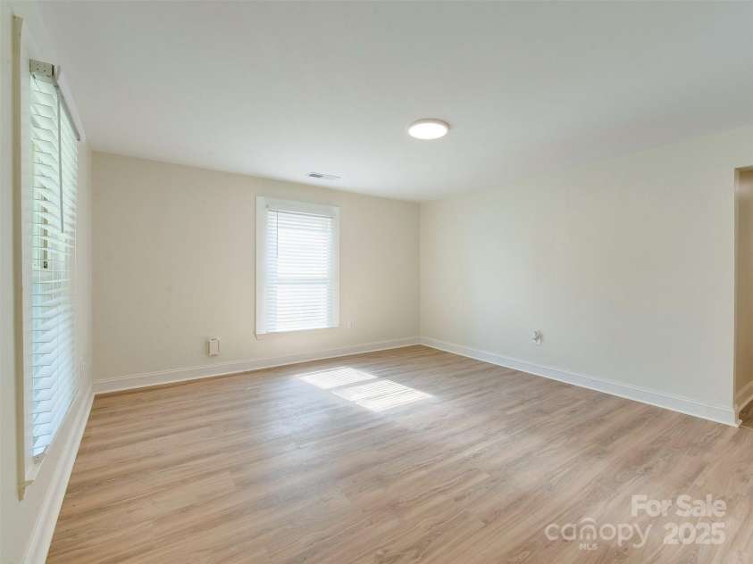 2414 Lane Street, Kannapolis, NC 28083.  MLS# CAR4274628, YatesRealty ID 23669. 