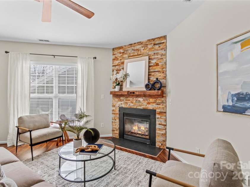 14462 Holly Springs Drive, Huntersville, NC 28078.  MLS# CAR4221883, YatesRealty ID 2367. 