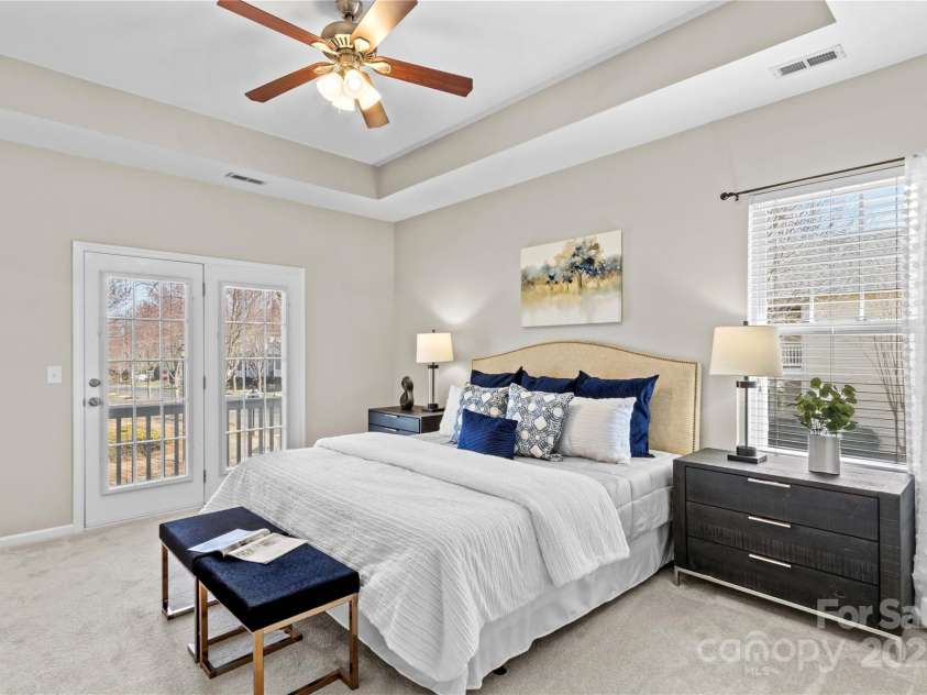 14462 Holly Springs Drive, Huntersville, NC 28078.  MLS# CAR4221883, YatesRealty ID 2367. 