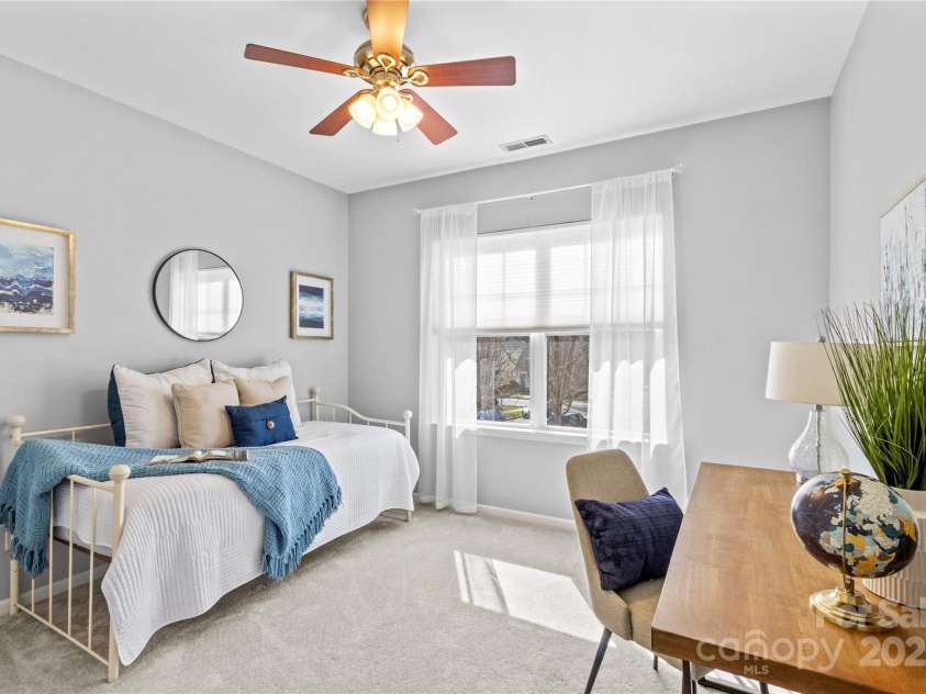 14462 Holly Springs Drive, Huntersville, NC 28078.  MLS# CAR4221883, YatesRealty ID 2367. 