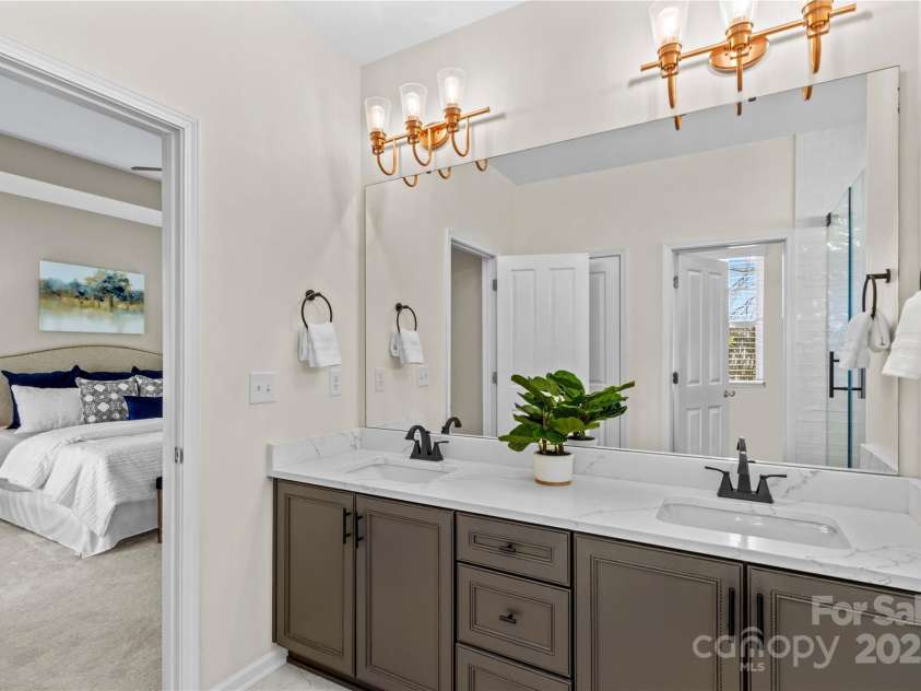 14462 Holly Springs Drive, Huntersville, NC 28078.  MLS# CAR4221883, YatesRealty ID 2367. 