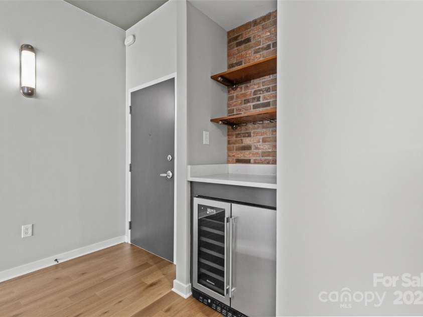 210 N Church Street, Charlotte, NC 28202.  MLS# CAR4260082, YatesRealty ID 2367. 