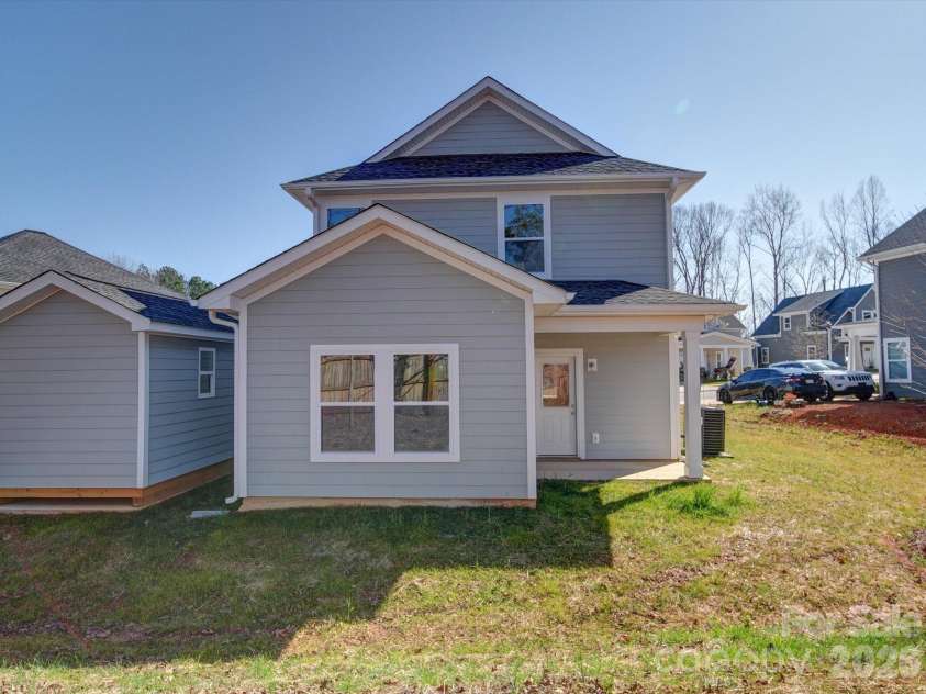 554 Geneva Circle, Gastonia, NC 28056.  MLS# CAR4220064, YatesRealty ID 2367. 