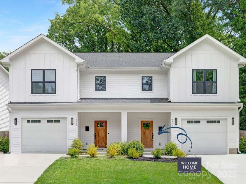 2517 Marlowe Avenue, Charlotte, NC 28208.  MLS# CAR4263015, YatesRealty ID 23670. A curb appeal that impresses w/ a Location that delivers- Welcome to 2517 Marlowe