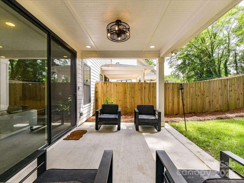 2517 Marlowe Avenue, Charlotte, NC 28208.  MLS# CAR4263015, YatesRealty ID 23670. Outdoor Entertaining or Outdoor Relaxation..