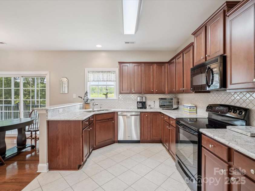 4090 Sunset Drive, Rock Hill, SC 29732.  MLS# CAR4275758, YatesRealty ID 23671. 