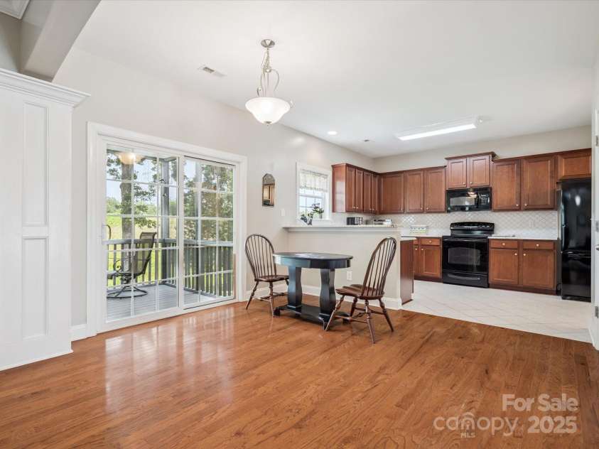 4090 Sunset Drive, Rock Hill, SC 29732.  MLS# CAR4275758, YatesRealty ID 23671. 