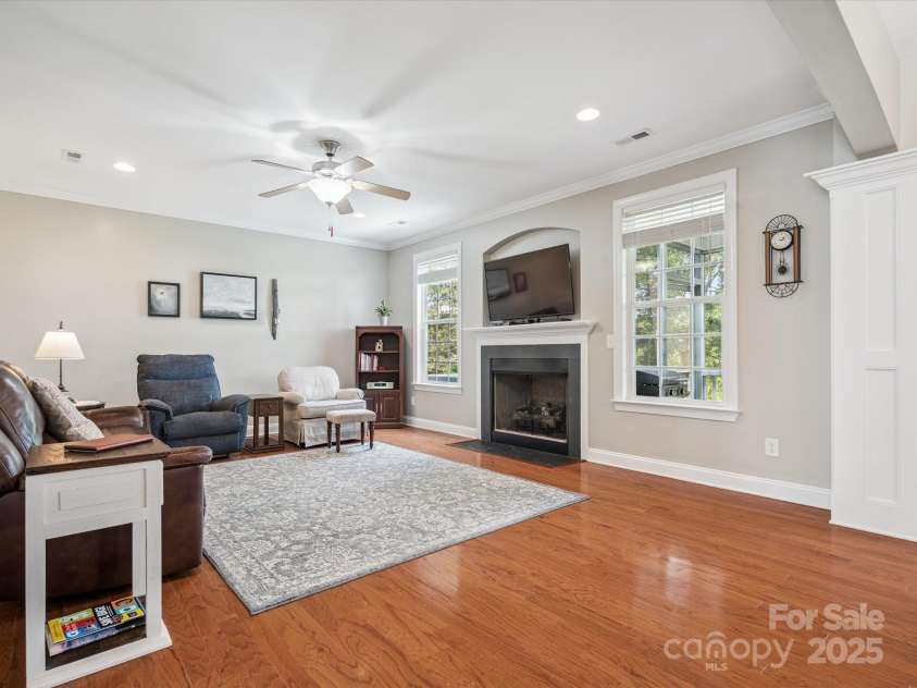 4090 Sunset Drive, Rock Hill, SC 29732.  MLS# CAR4275758, YatesRealty ID 23671. 