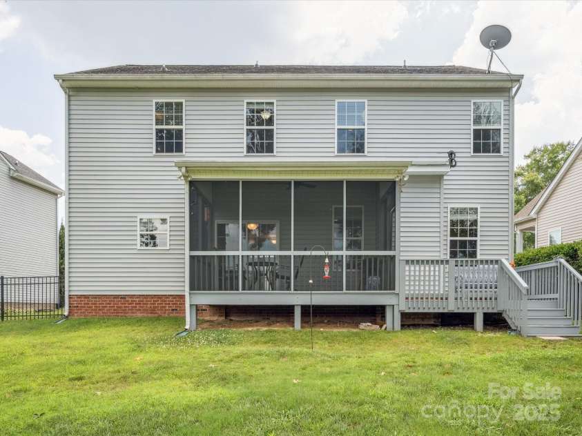 4090 Sunset Drive, Rock Hill, SC 29732.  MLS# CAR4275758, YatesRealty ID 23671. 