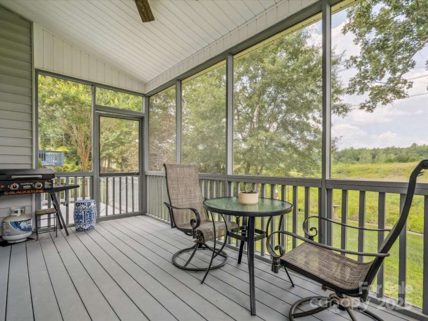 4090 Sunset Drive, Rock Hill, SC 29732.  MLS# CAR4275758, YatesRealty ID 23671. 