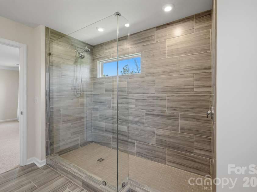 23206 Clarabelle Drive, Charlotte, NC 28273.  MLS# CAR4381832, YatesRealty ID 23672. 