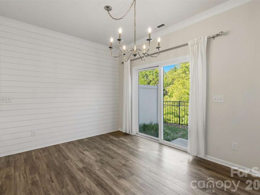 23206 Clarabelle Drive, Charlotte, NC 28273.  MLS# CAR4381832, YatesRealty ID 23672. Upgraded lighting