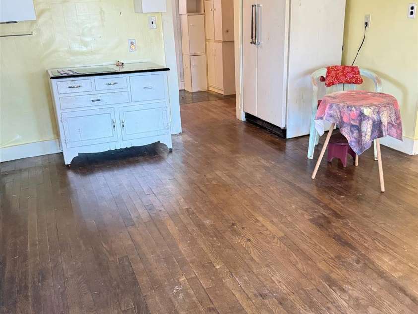 54 SchoolHouse Drive, Canton, NC 28716.  MLS# CAR4310849, YatesRealty ID 23673. Kitchen and Laundry