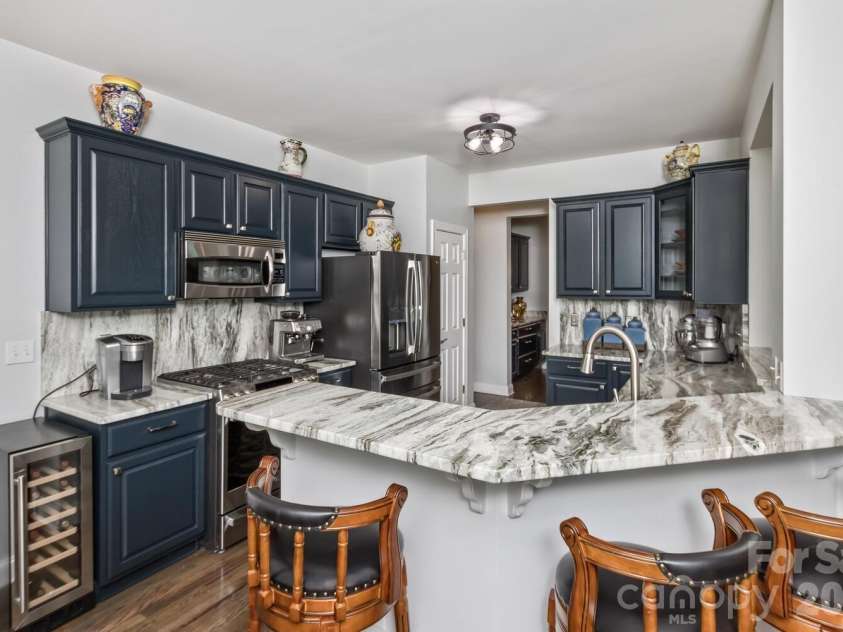107 Mountain Drive, Biltmore Lake, NC 28715.  MLS# CAR4354478, YatesRealty ID 23674. 