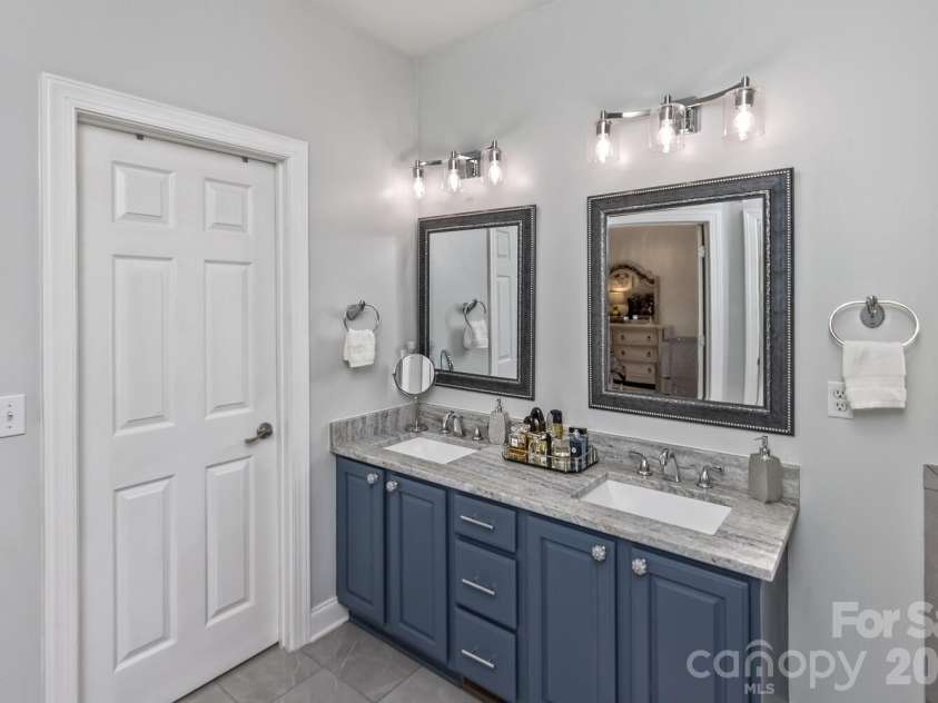 107 Mountain Drive, Biltmore Lake, NC 28715.  MLS# CAR4354478, YatesRealty ID 23674. 