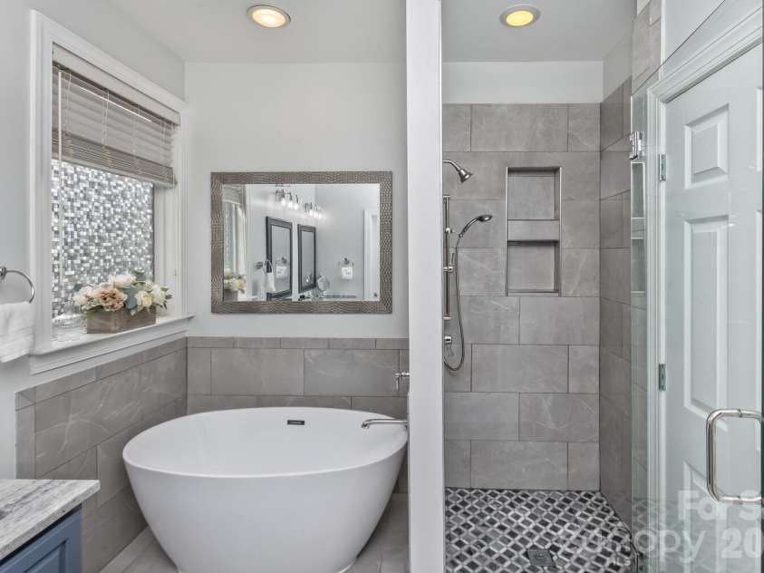 107 Mountain Drive, Biltmore Lake, NC 28715.  MLS# CAR4354478, YatesRealty ID 23674. 