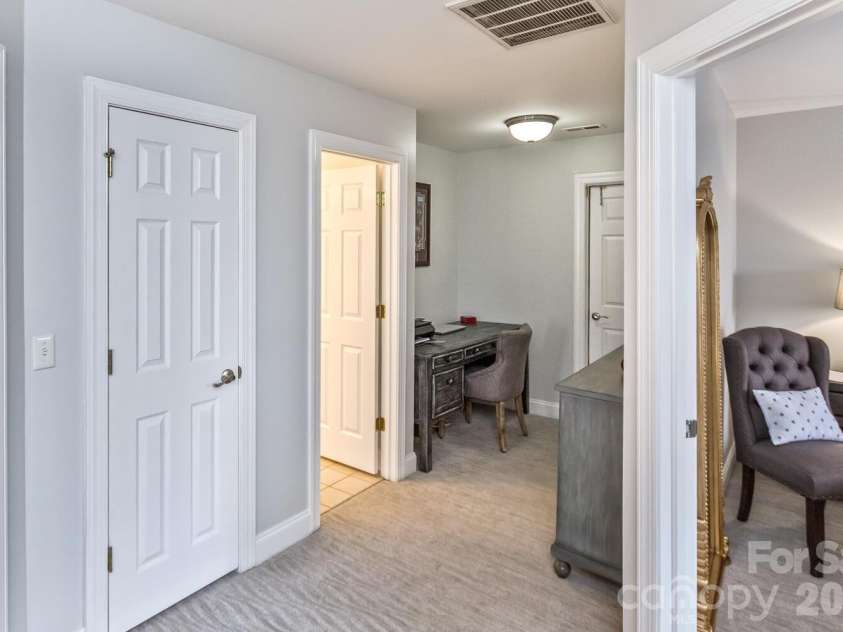 107 Mountain Drive, Biltmore Lake, NC 28715.  MLS# CAR4354478, YatesRealty ID 23674. 