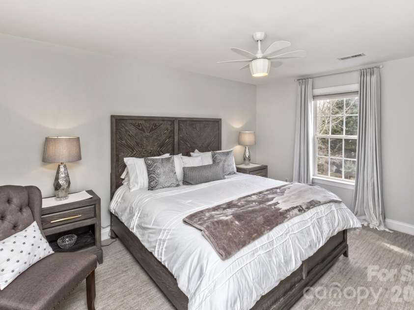107 Mountain Drive, Biltmore Lake, NC 28715.  MLS# CAR4354478, YatesRealty ID 23674. 