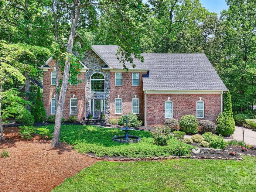 19900 Stough Farm Road, Cornelius, NC 28031.  MLS# CAR4275497, YatesRealty ID 23675. 