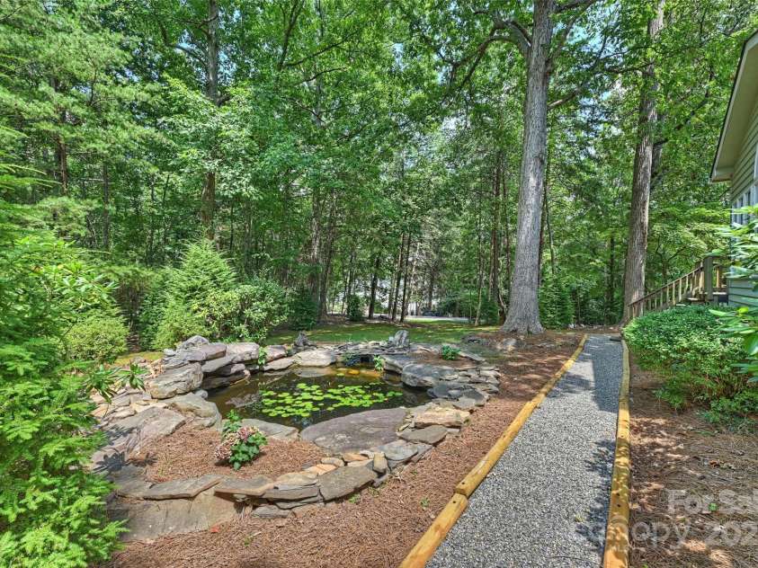 19900 Stough Farm Road, Cornelius, NC 28031.  MLS# CAR4275497, YatesRealty ID 23675. 