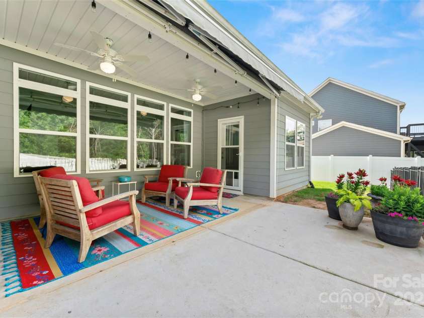 2124 Katie Alice Circle, Waxhaw, NC 28173.  MLS# CAR4249836, YatesRealty ID 23676. Lanai