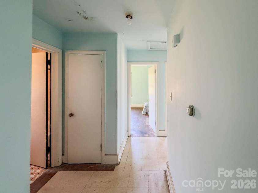 929 Mt Gallant Drive, Rock Hill, SC 29730.  MLS# CAR4382834, YatesRealty ID 23676. 