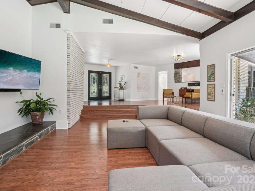 7107 Cedarfield Road, Charlotte, NC 28227.  MLS# CAR4275661, YatesRealty ID 23677. 