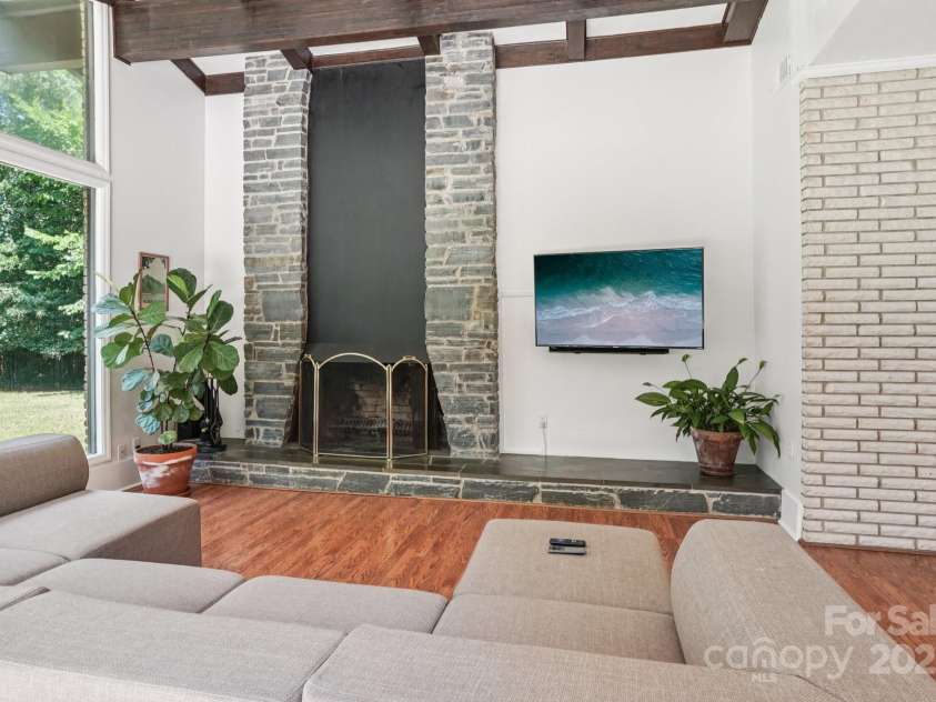 7107 Cedarfield Road, Charlotte, NC 28227.  MLS# CAR4275661, YatesRealty ID 23677. 