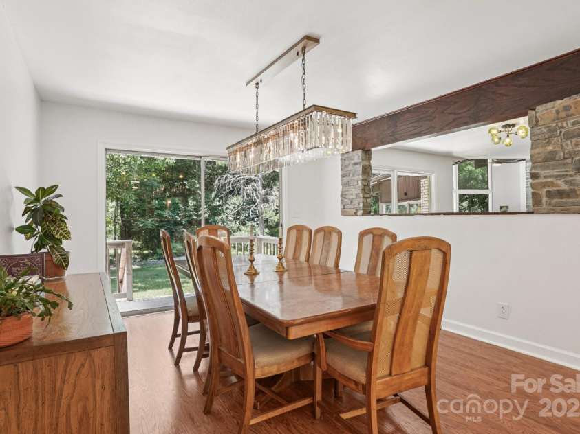 7107 Cedarfield Road, Charlotte, NC 28227.  MLS# CAR4275661, YatesRealty ID 23677. 