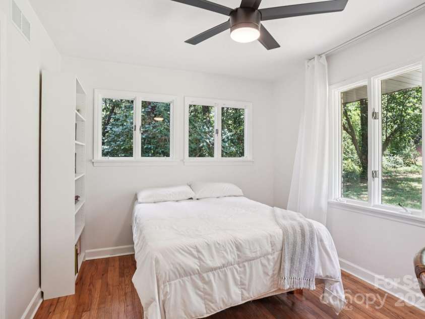 7107 Cedarfield Road, Charlotte, NC 28227.  MLS# CAR4275661, YatesRealty ID 23677. 