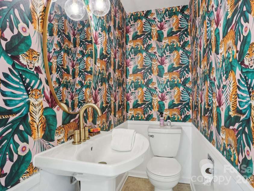 7107 Cedarfield Road, Charlotte, NC 28227.  MLS# CAR4275661, YatesRealty ID 23677. 