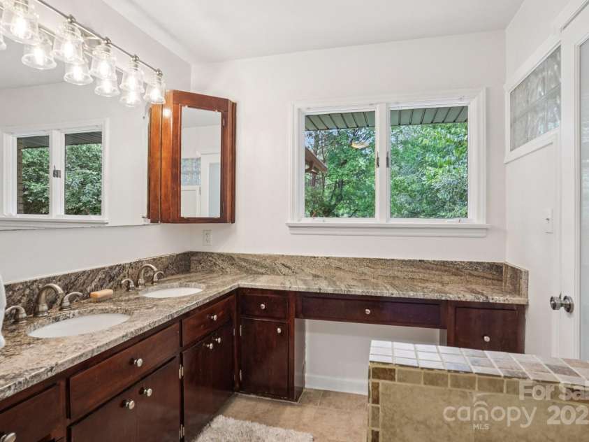 7107 Cedarfield Road, Charlotte, NC 28227.  MLS# CAR4275661, YatesRealty ID 23677. 